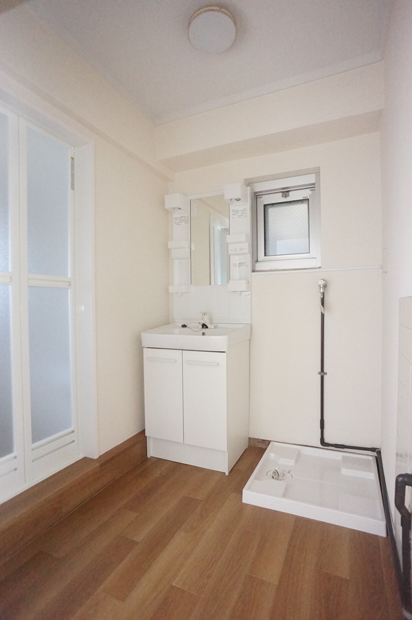 洗面設備　シャンプードレッサー仕様！