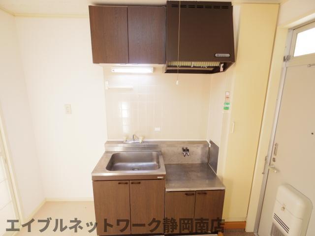 キッチン　キッチンでお料理をお楽しみください