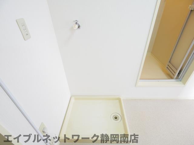 その他　洗濯機置場です