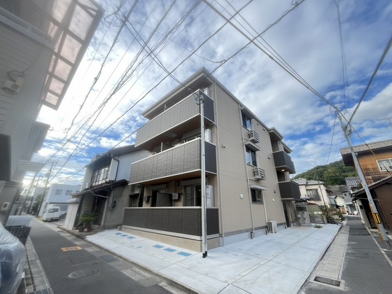 【グレイス海田市駅前の建物外観】