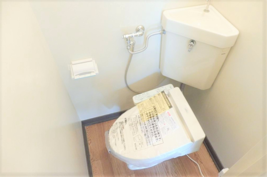 トイレ　清潔感のあるトイレです