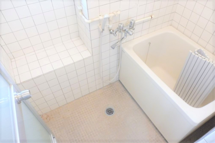 バス・シャワールーム　お風呂です