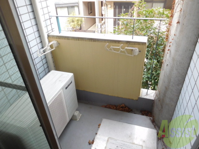 バルコニー　洗濯物も乾きます