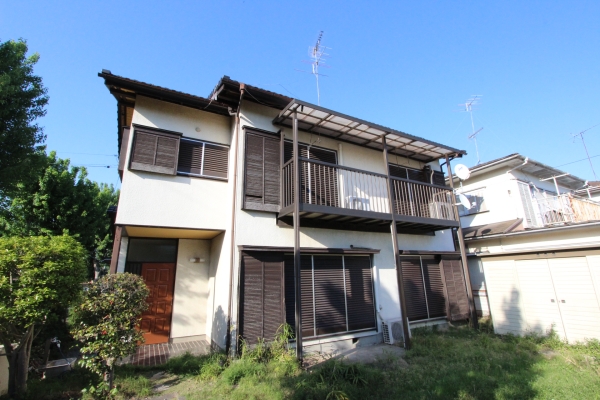 中山住宅の建物外観