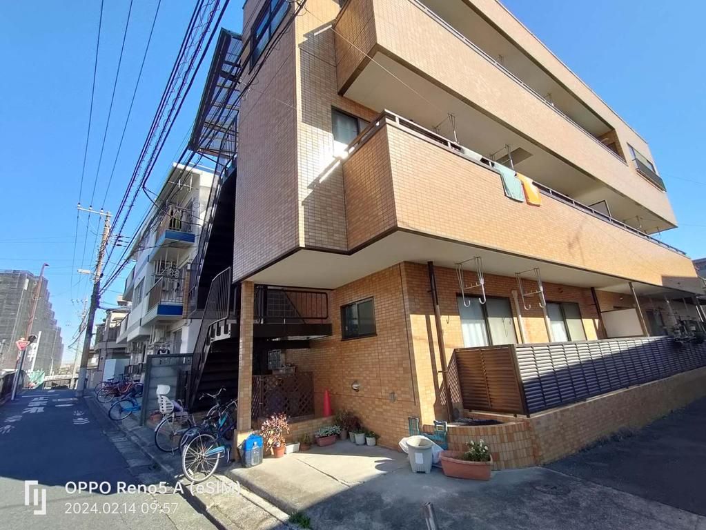 大田区西蒲田のマンションの建物外観