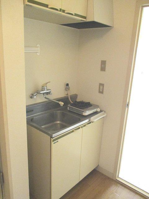 キッチン　イメージ（ガスコンロは設備ではございません）