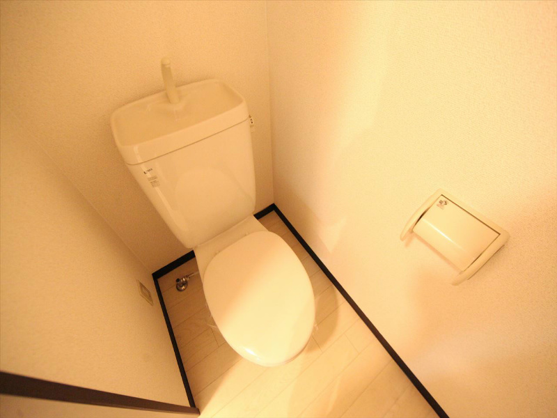 バス・シャワールーム　洋式トイレ（温水洗浄便座設置可）