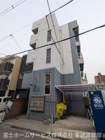 【大阪市住吉区清水丘のマンションの建物外観】