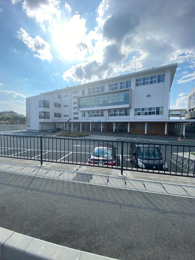 中学校　山形市立第五中学校（中学校）まで1090m