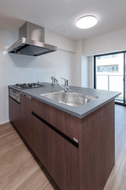 キッチン　※写真は同タイプ住戸です。