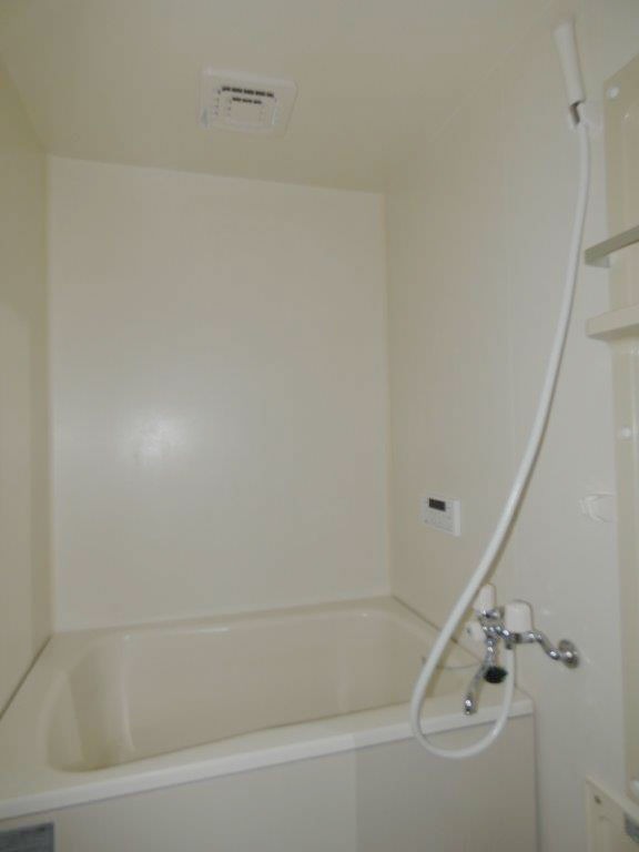 バス・シャワールーム　図面と現状に相違がある場合には現状を優先