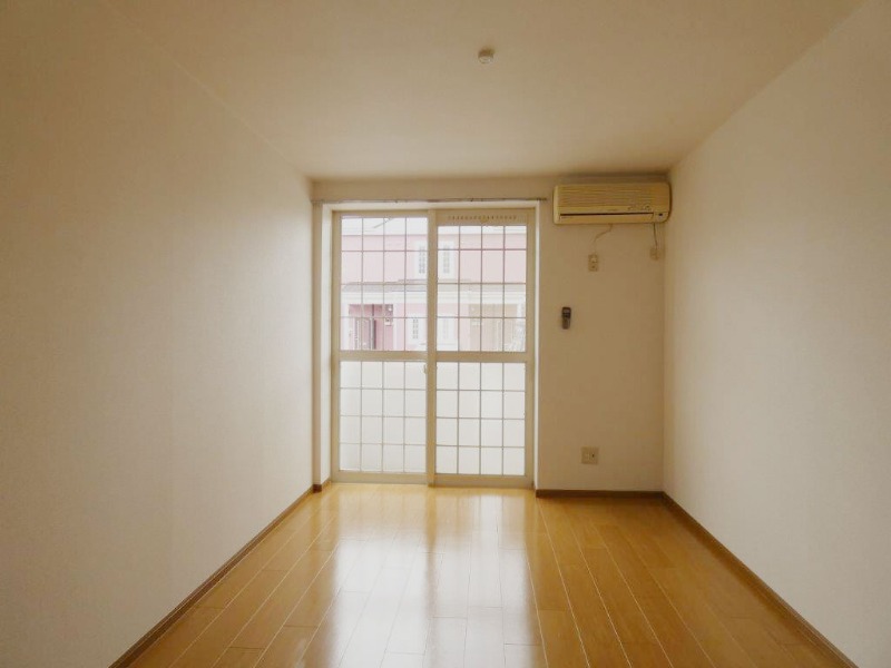 居室・リビング　図面と現状に相違がある場合には現状を優先