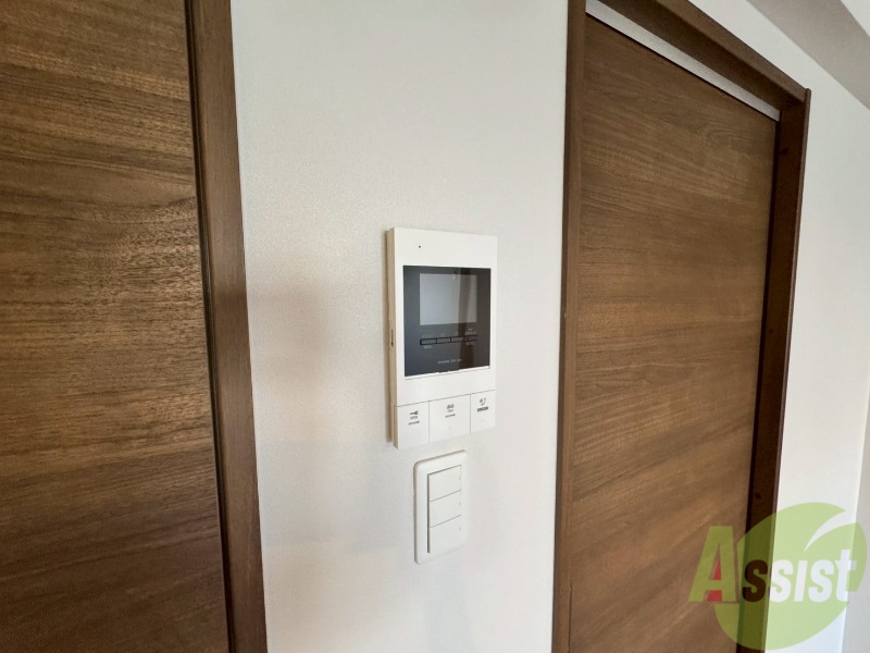 セキュリティ　インターホンです。オートロック付きで安心のマンションです。