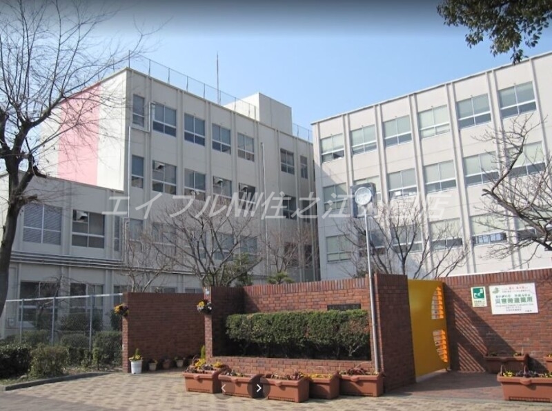 小学校　大阪市立南港光小学校（小学校）まで431m