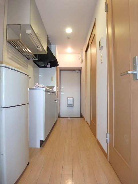 居室・リビング　２．５帖のＫ！※家電は付きません（イメージ）