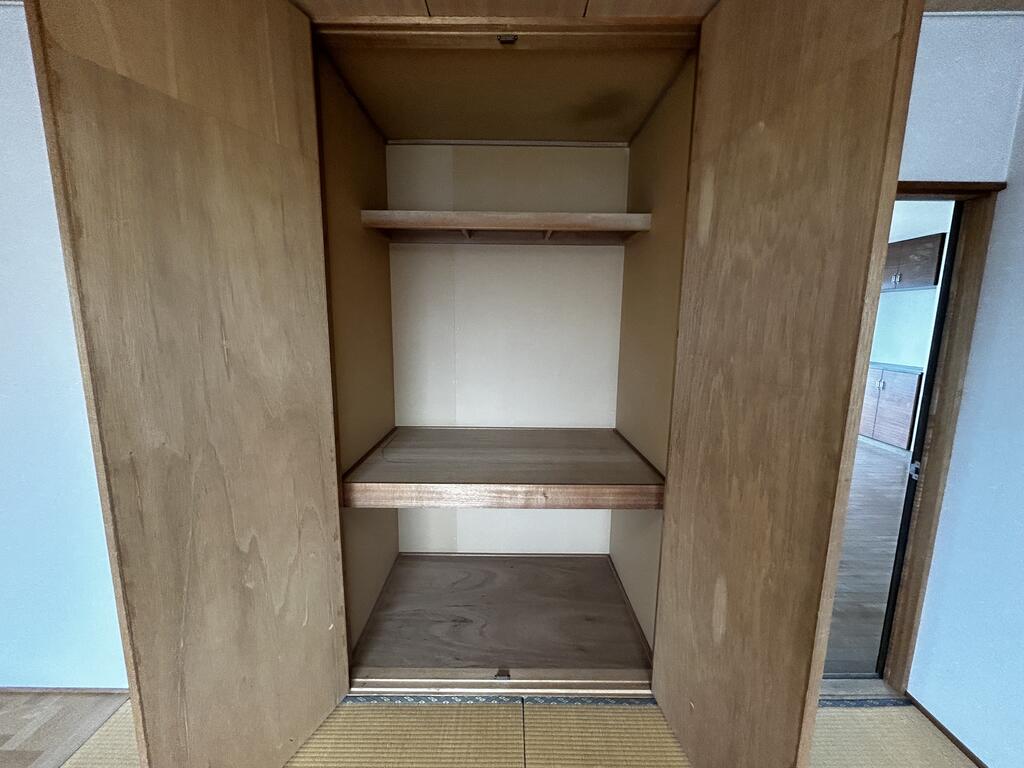 収納　和室６帖