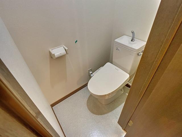 トイレ　トイレ