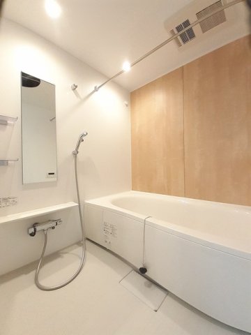 バス・シャワールーム　ゆったり過ごせるお風呂です