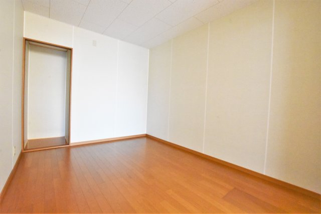 居室・リビング　同物件、別号室の参考写真です。