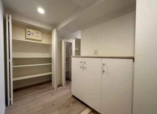 収納　※別部屋の参考写真です。