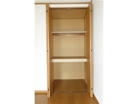 収納　洋室収納