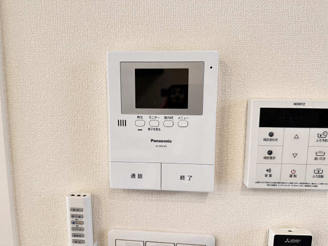 セキュリティ　モニター付きインターホン
