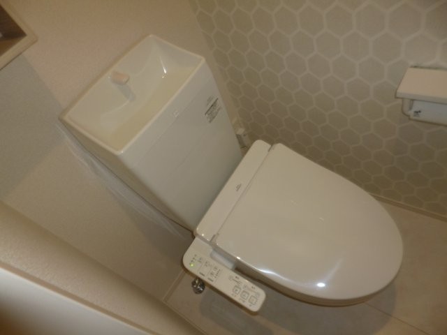 トイレ　ウォシュレット