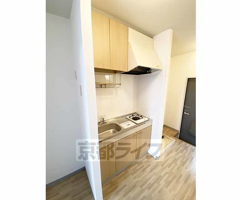 キッチン　ガスコンロ付きのキッチンです