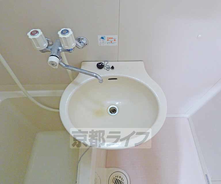 洗面設備　洗面所です