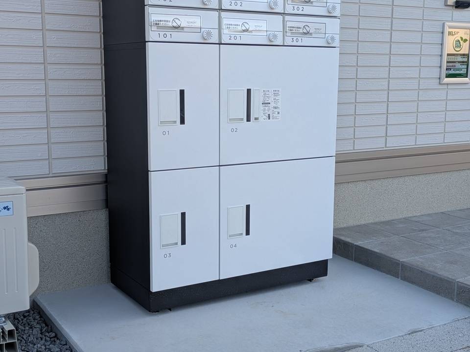エントランス　宅配ボックス