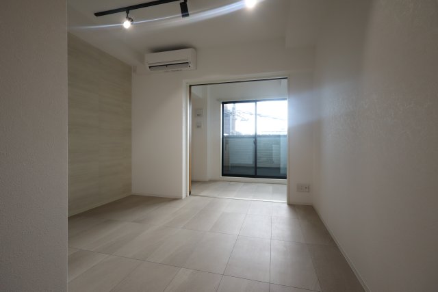 居室・リビング　別号室の写真です