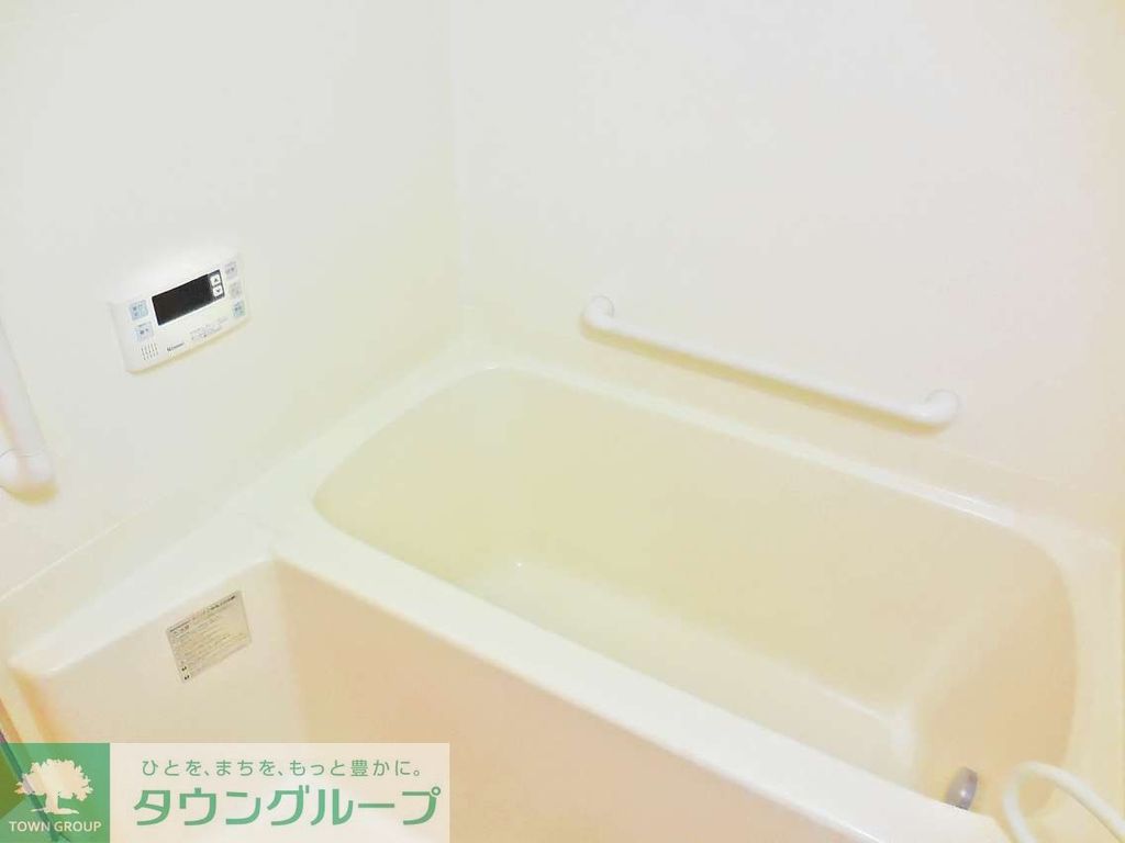 バス・シャワールーム　追炊き機能付のゆったりとした浴室です。