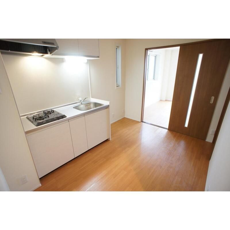 居室・リビング　☆明るい居間☆