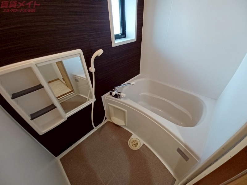 バス・シャワールーム　同物件別室写真