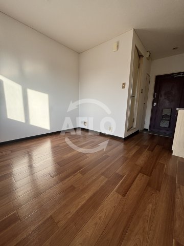 居室・リビング　ロイヤル神路III　洋室