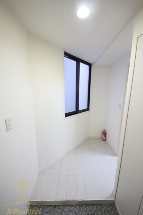 玄関　クレートアドバンス