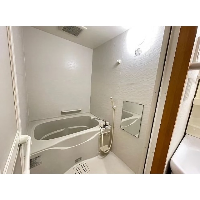 バス・シャワールーム　バスルーム