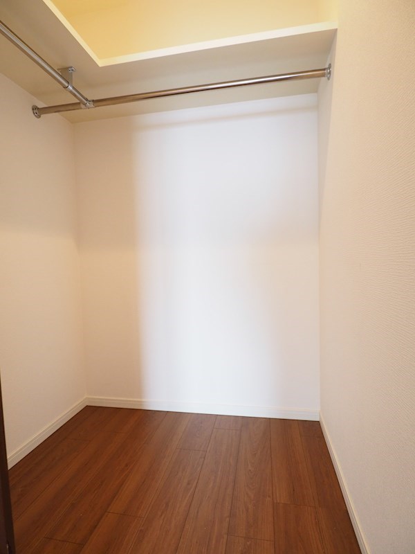 収納　ウォークイン収納も完備