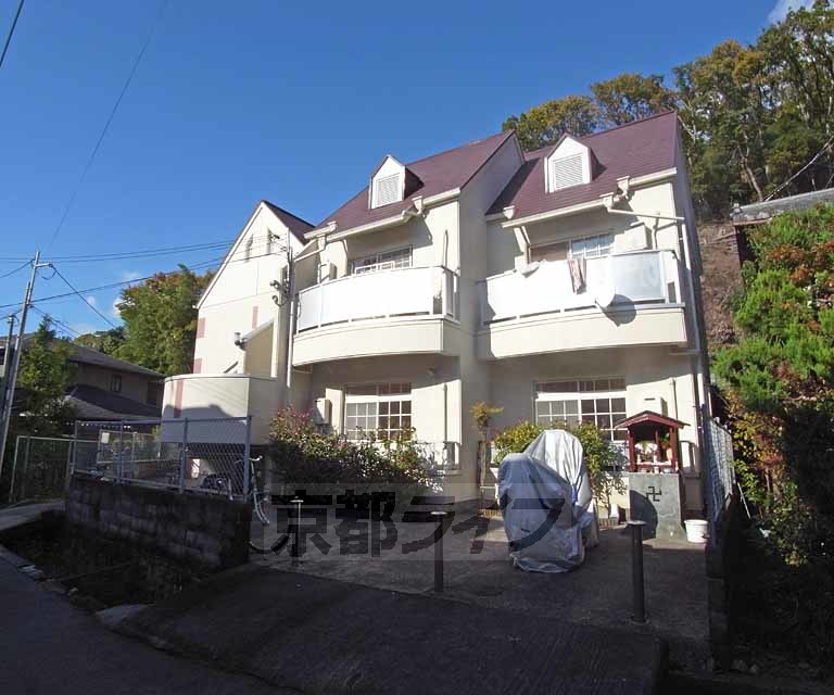 建物外観　緑豊かな北白川エリアから、当社管理マンション登場！