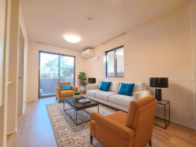 居室・リビング　※家具はCG生成の為、実際に家具はついてきません。ご注意くだ