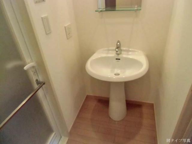 洗面設備　洗面設備