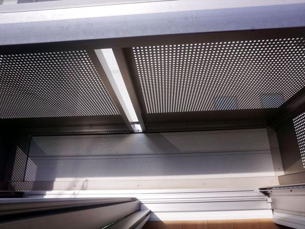 バルコニー　バルコニー（テラス）