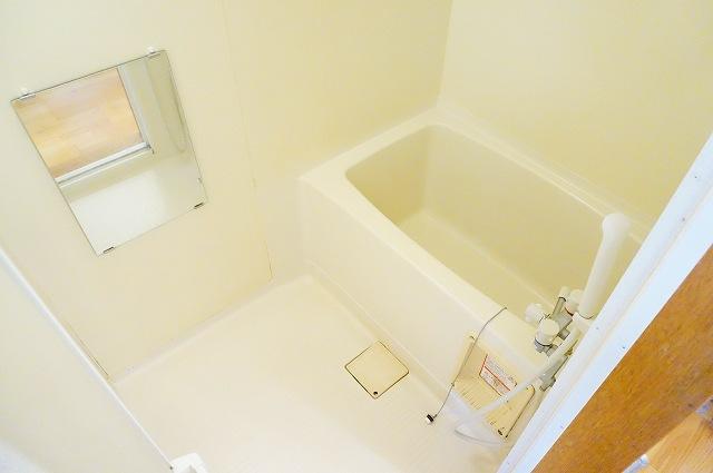 バス・シャワールーム　浴室