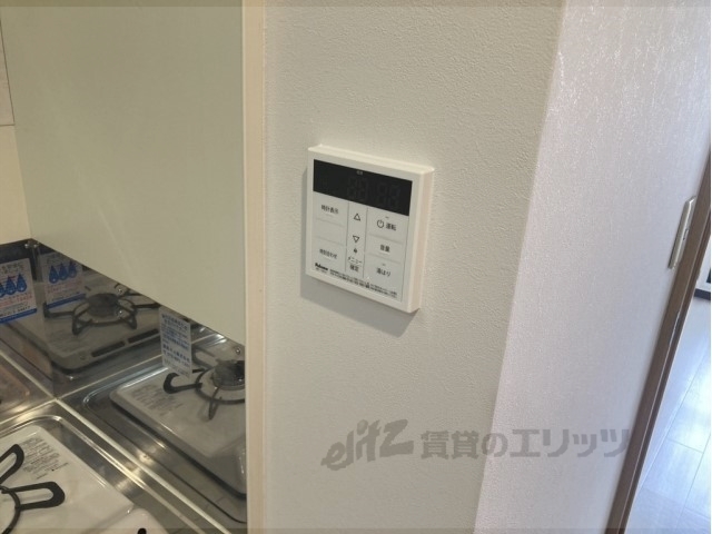 その他設備　給湯器リモコン