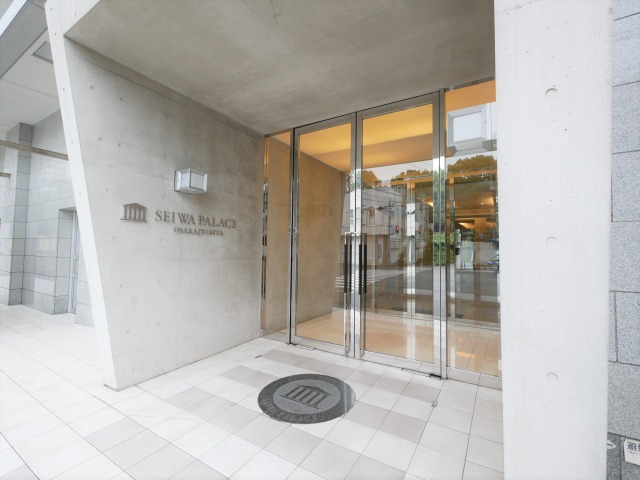 エントランス　セイワパレス大阪城北　エントランス