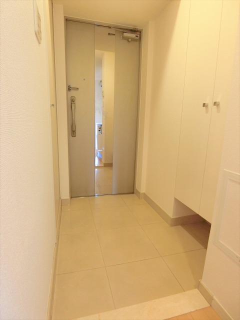 玄関　セイワパレス大阪城北　玄関スペース