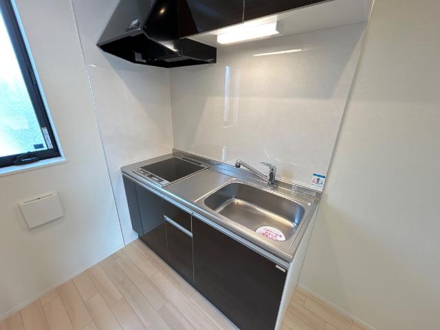 キッチン　キッチン（イメージ）