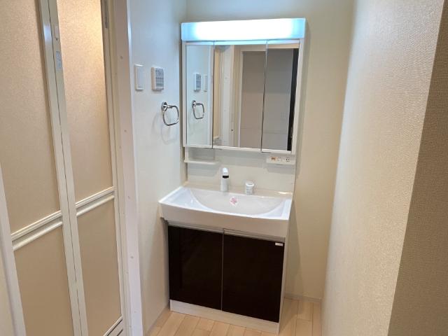 洗面設備　洗髪洗面化粧台（イメージ）