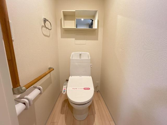 トイレ　シャワー付トイレ（イメージ）