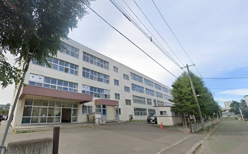 中学校　札幌市立琴似中学校（中学校）まで1150m